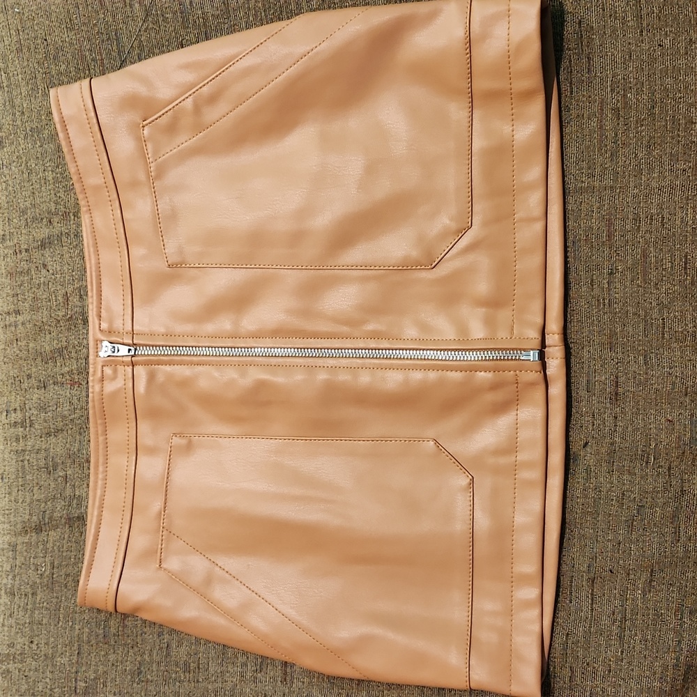 Free people mini skirt, new